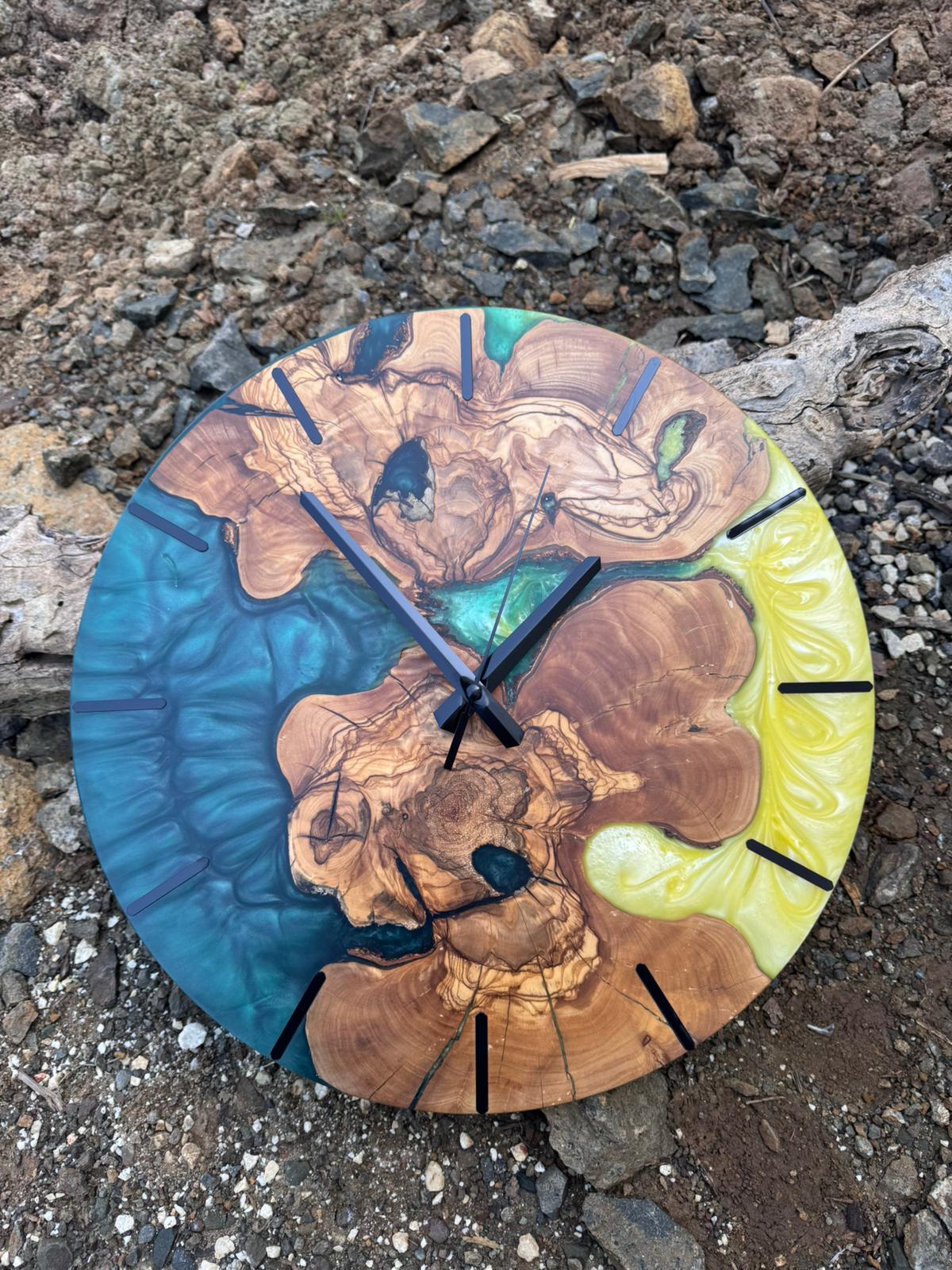 Handcrafted Epoxy Resin & Live Edge Wood Wall Clock