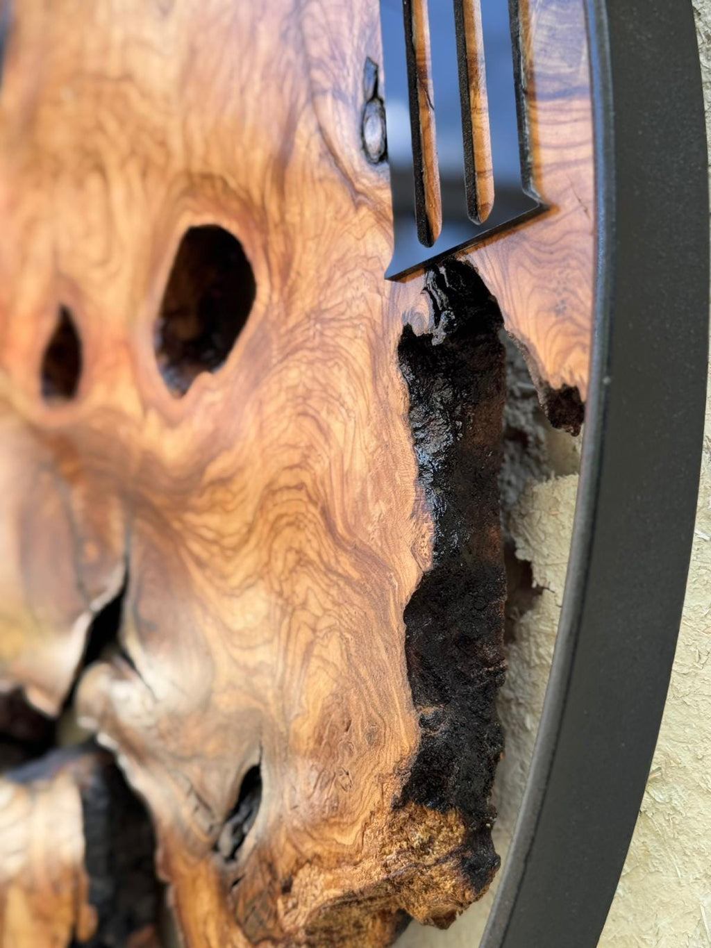Live Edge Olive Wood Wall Clock: Rustic Handcrafted Silent Natural Grain Decor