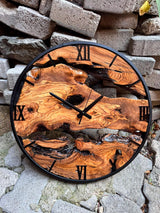 Size chart graphic showing diameter and depth measurements for the large olive wood wall clock