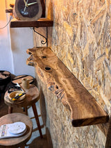Concealed mounting bracket detail